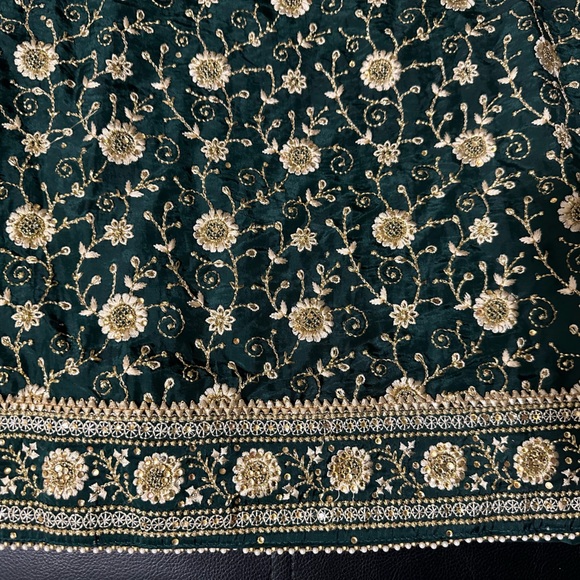 Punjabi suit 😊 - Picture 2 of 6